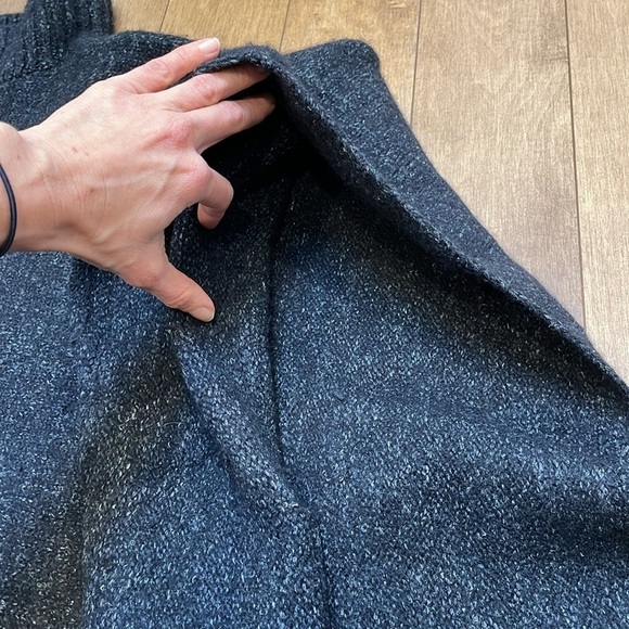 DKNY pure merino wool turtleneck poncho cape black white speckles size S - Picture 4 of 15